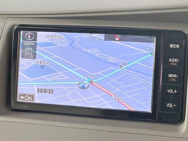 アイシス Ｇ　純正ＳＤナビ　ＣＤ　ＤＶＤ　フルセグ　Ｂｌｕｅｔｏｏｔｈ　バックカメラ　自動ドア　ＥＴＣ　スマートキー（5枚目）