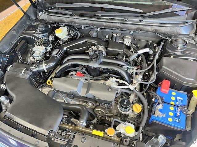 レガシィＢ４ リミテッド　修復歴なし　禁煙車　アイサイトＶｅｒ３　純正ＳＤナビ　Ｂｌｕｅｔｏｏｔｈ　レザーシート　シートヒーター　衝突軽減ブレーキ　レーンキープアシスト　アダプティブクルコン　パワーシート　ＥＴＣ　パドルシフト（11枚目）