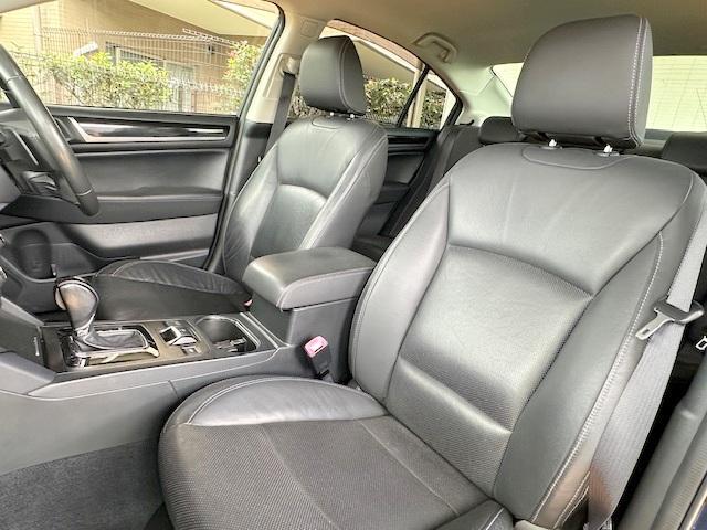 レガシィＢ４ リミテッド　修復歴なし　禁煙車　アイサイトＶｅｒ３　純正ＳＤナビ　Ｂｌｕｅｔｏｏｔｈ　レザーシート　シートヒーター　衝突軽減ブレーキ　レーンキープアシスト　アダプティブクルコン　パワーシート　ＥＴＣ　パドルシフト（13枚目）