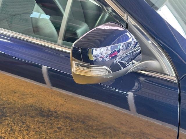 レガシィＢ４ ２．５ｉアイサイトＳパッケージ　修復歴なし　禁煙車　純正ＨＤＤナビ　衝突軽減ブレーキ　バックカメラ　ＳＩ－ＤＲＩＶＥ　ブルートゥース　半革シート　ＨＩＤ　Ｆ／Ｒフォグ　車線逸脱警報　ＥＴＣ　アクセスキー　パドルシフト　パワーシート（22枚目）