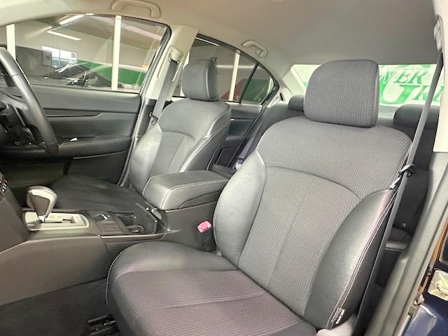 レガシィＢ４ ２．５ｉアイサイトＳパッケージ　修復歴なし　禁煙車　純正ＨＤＤナビ　衝突軽減ブレーキ　バックカメラ　ＳＩ－ＤＲＩＶＥ　ブルートゥース　半革シート　ＨＩＤ　Ｆ／Ｒフォグ　車線逸脱警報　ＥＴＣ　アクセスキー　パドルシフト　パワーシート（31枚目）