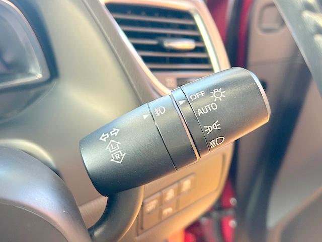 アクセラスポーツ １５ＸＤ　Ｌパッケージ　修復歴なし　禁煙車　純正ＳＤナビ　衝突軽減ブレーキ　バックカメラ　ブルートゥース　車線逸脱警報　ＢＳＭ　レザーシート　パワーシート　アドバンストキー　ＥＴＣ　コーナーセンサー　ハンドル＆シートヒーター（35枚目）