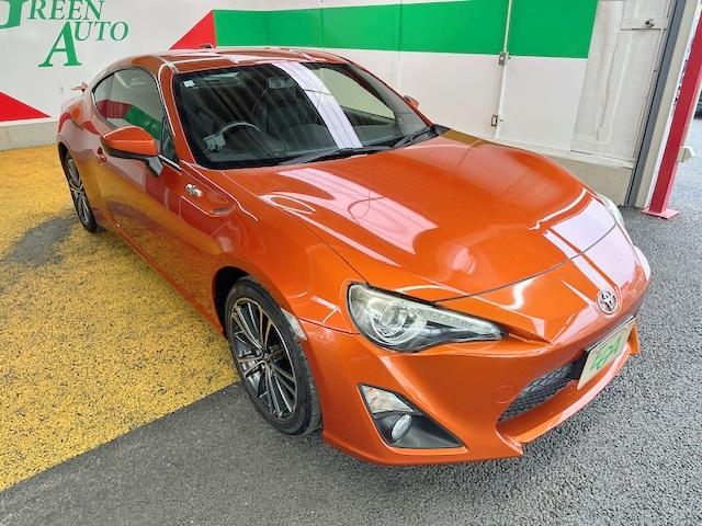 ８６ ＧＴリミテッド　修復歴なし　禁煙車　純正ＨＤＤナビ　ＥＴＣ　バックカメラ　シートヒーター　Ｂｌｕｅｔｏｏｔｈ　スマートキー　プッシュスタート　純正１７インチアルミホイール　フルセグＴＶ　ＤＶＤ再生　ＣＤ（15枚目）