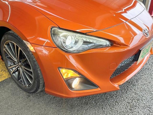 ８６ ＧＴリミテッド　修復歴なし　禁煙車　純正ＨＤＤナビ　ＥＴＣ　バックカメラ　シートヒーター　Ｂｌｕｅｔｏｏｔｈ　スマートキー　プッシュスタート　純正１７インチアルミホイール　フルセグＴＶ　ＤＶＤ再生　ＣＤ（19枚目）