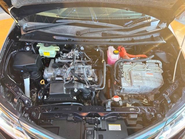 カローラフィールダー ハイブリッドG ダブルバイビー 修復歴なし 禁煙車 純正SDナビ 衝突軽減ブレーキ バックカメラ Bluetooth 車線逸脱警報 ETC2.0 ハーフレザーシート オートマチックハイビーム シートヒーター 革巻ステア スマートキー(8枚目)