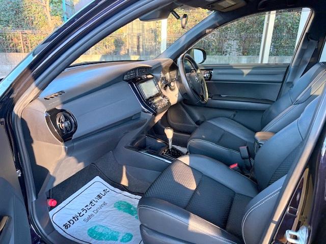 カローラフィールダー ハイブリッドG ダブルバイビー 修復歴なし 禁煙車 純正SDナビ 衝突軽減ブレーキ バックカメラ Bluetooth 車線逸脱警報 ETC2.0 ハーフレザーシート オートマチックハイビーム シートヒーター 革巻ステア スマートキー(9枚目)