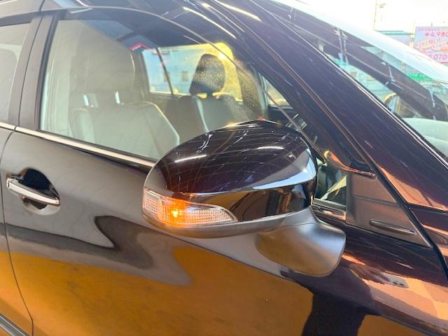 カローラフィールダー ハイブリッドG ダブルバイビー 修復歴なし 禁煙車 純正SDナビ 衝突軽減ブレーキ バックカメラ Bluetooth 車線逸脱警報 ETC2.0 ハーフレザーシート オートマチックハイビーム シートヒーター 革巻ステア スマートキー(18枚目)