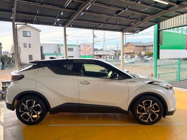 C-HR G LEDエディション 修復歴なし 禁煙車 純正SDナビ 衝突軽減ブレーキ バックカメラ ブルートゥース 半革シート ブラインドスポットモニター ETC2.0 コーナーセンサー 車線逸脱警報 オートハイビーム シートヒーター(15枚目)