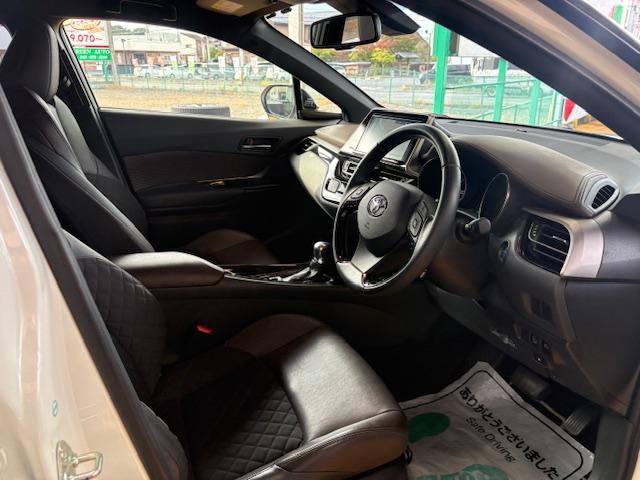 C-HR G LEDエディション 修復歴なし 禁煙車 純正SDナビ 衝突軽減ブレーキ バックカメラ ブルートゥース 半革シート ブラインドスポットモニター ETC2.0 コーナーセンサー 車線逸脱警報 オートハイビーム シートヒーター(23枚目)