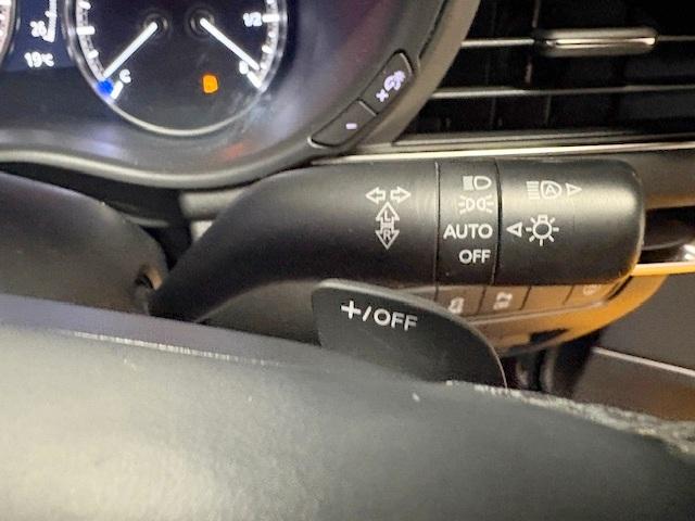 MAZDA3ファストバック 20Sプロアクティブ ツーリングセレクション 修復歴なし 禁煙車 純正SDナビ 衝突軽減ブレーキ バックカメラ コーナーセンサー Bluetooth 車線逸脱警報 ブラインドスポットモニタ オートハイビーム パワーシート ハンドル/シートヒーター(9枚目)