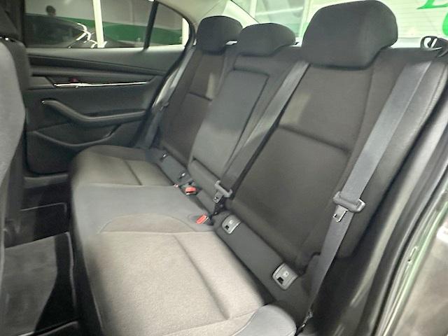 ＭＡＺＤＡ３セダン ２０Ｓプロアクティブ　禁煙車　衝突軽減ブレーキ　アダプティブクルーズコントロール　マツコネナビ　全周囲カメラ　ＣＤ　ＤＶＤ　Ｂｌｕｅｔｏｏｔｈ　ＥＴＣ（12枚目）