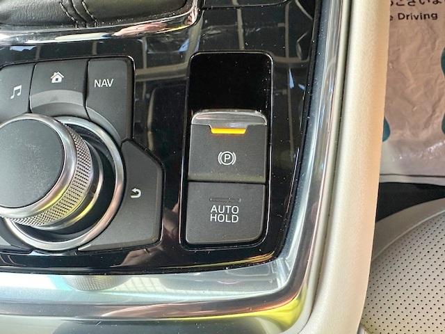 ＣＸ－８ ２５Ｓ　Ｌパッケージ　禁煙車　衝突軽減ブレーキ　７人乗り　白レザーシート　全周囲カメラ　ＢＯＳＥスピーカー　マツダコネクトナビ　シートヒーター　シートベンチレーション　電動リアゲート（13枚目）