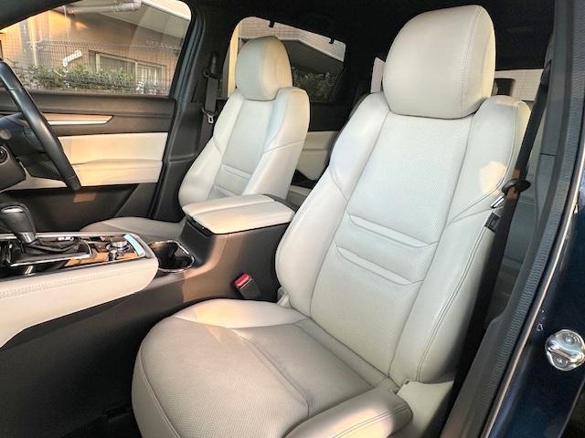 ＣＸ－８ ２５Ｓ　Ｌパッケージ　禁煙車　衝突軽減ブレーキ　７人乗り　白レザーシート　全周囲カメラ　ＢＯＳＥスピーカー　マツダコネクトナビ　シートヒーター　シートベンチレーション　電動リアゲート（24枚目）