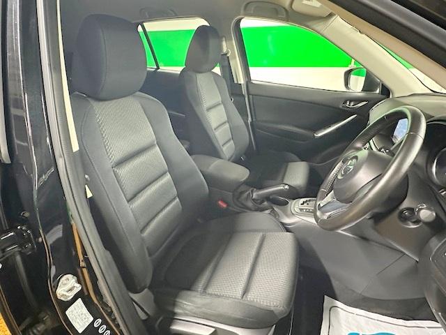 ＣＸ－５ ＸＤ　禁煙車　純正メモリーナビ　サイドカメラ　バックカメラ　ＨＩＤライト　スマートキー　プッシュスタート　純正１７インチＡＷ（12枚目）