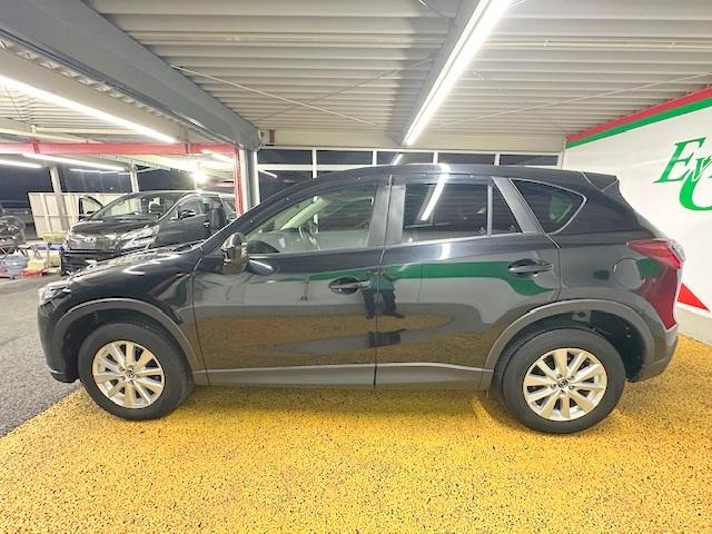 ＣＸ－５ ＸＤ　禁煙車　純正メモリーナビ　サイドカメラ　バックカメラ　ＨＩＤライト　スマートキー　プッシュスタート　純正１７インチＡＷ（25枚目）