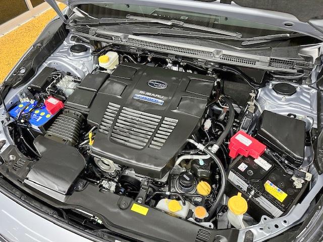 インプレッサスポーツ ２．０ｅ－Ｌアイサイト　走行２９６０ｋｍ　禁煙車　純正メモリーナビ　アイサイトＶｅｒ３　バックカメラ　パドルシフト　ＥＴＣ　プッシュスタート　アダプティブクルーズコントロール　ＢＳＭ（2枚目）