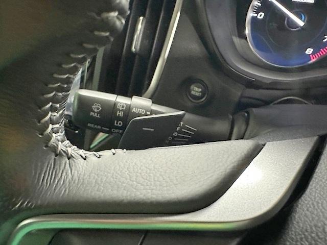 インプレッサスポーツ ２．０ｅ－Ｌアイサイト　走行２９６０ｋｍ　禁煙車　純正メモリーナビ　アイサイトＶｅｒ３　バックカメラ　パドルシフト　ＥＴＣ　プッシュスタート　アダプティブクルーズコントロール　ＢＳＭ（15枚目）