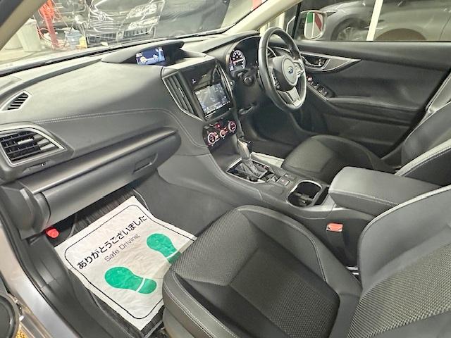 インプレッサスポーツ ２．０ｅ－Ｌアイサイト　走行２９６０ｋｍ　禁煙車　純正メモリーナビ　アイサイトＶｅｒ３　バックカメラ　パドルシフト　ＥＴＣ　プッシュスタート　アダプティブクルーズコントロール　ＢＳＭ（22枚目）
