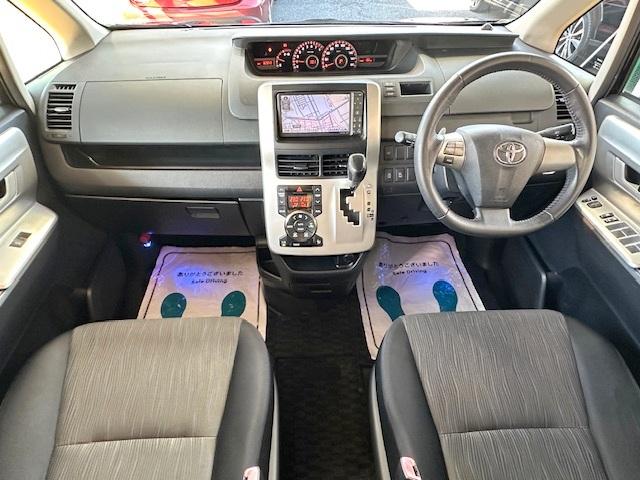 ヴォクシー ZS 禁煙車 純正HDDナビ 両側パワースライドドア Bluetooth バックカメラ ETC スマートキー パドルシフト MTモード付AT フルセグTV DVD再生 CD(10枚目)