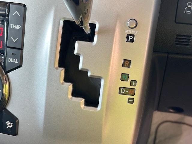 ヴォクシー ZS 禁煙車 純正HDDナビ 両側パワースライドドア Bluetooth バックカメラ ETC スマートキー パドルシフト MTモード付AT フルセグTV DVD再生 CD(21枚目)