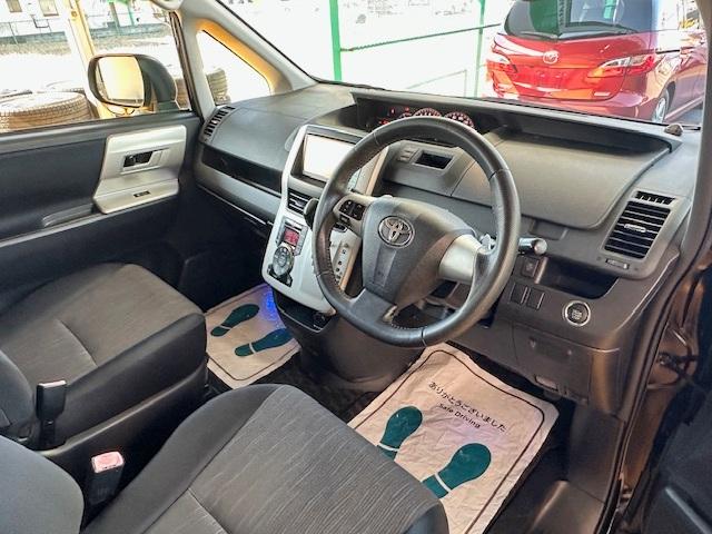 ヴォクシー ZS 禁煙車 純正HDDナビ 両側パワースライドドア Bluetooth バックカメラ ETC スマートキー パドルシフト MTモード付AT フルセグTV DVD再生 CD(27枚目)