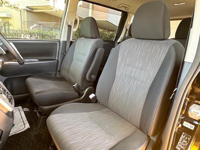 ヴォクシー ZS 禁煙車 純正HDDナビ 両側パワースライドドア Bluetooth バックカメラ ETC スマートキー パドルシフト MTモード付AT フルセグTV DVD再生 CD(29枚目)