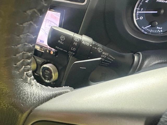 XV 2.0i-L アイサイト 禁煙車 アイサイトVer2 純正メモリーナビ バックカメラ レザーシート CD DVD Bluetooth フルセグ スマートキー プッシュスタート HIDライト(20枚目)