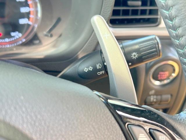 エクシーガクロスオーバー７ ２．５ｉアイサイト　禁煙車　アイサイトＶｅｒ２　フリップダウンモニター　シートヒータ　純正メモリナビ　衝突軽減ブレーキ　レーンキープ　半革シート　バックカメラ　ＥＴＣ　アクセスキー　パドルシフト　Ｂｌｕｅｔｏｏｔｈ（11枚目）