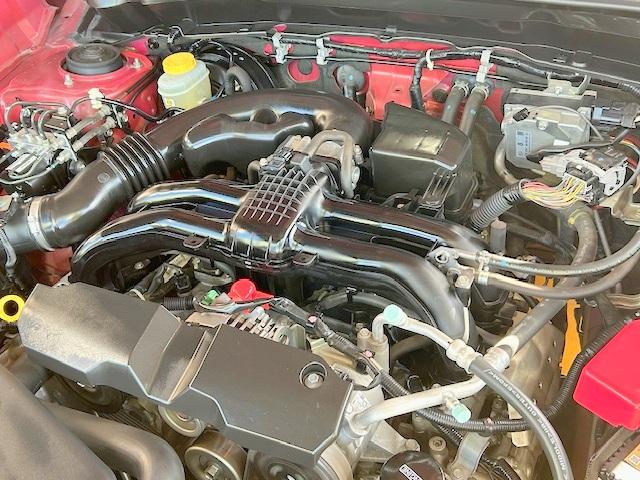 エクシーガクロスオーバー７ ２．５ｉアイサイト　禁煙車　アイサイトＶｅｒ２　フリップダウンモニター　シートヒータ　純正メモリナビ　衝突軽減ブレーキ　レーンキープ　半革シート　バックカメラ　ＥＴＣ　アクセスキー　パドルシフト　Ｂｌｕｅｔｏｏｔｈ（12枚目）