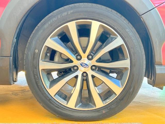 エクシーガクロスオーバー７ ２．５ｉアイサイト　禁煙車　アイサイトＶｅｒ２　フリップダウンモニター　シートヒータ　純正メモリナビ　衝突軽減ブレーキ　レーンキープ　半革シート　バックカメラ　ＥＴＣ　アクセスキー　パドルシフト　Ｂｌｕｅｔｏｏｔｈ（21枚目）