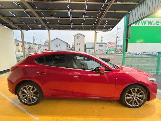 ご希望のお客様には、納車時までに細かなキズやヘコミなどを当社工場にて修復後お渡しする事も可能ですので、お気軽にスタッフまでご相談ください！（別途費用）