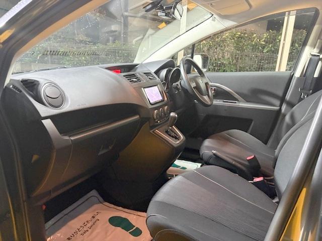 ラフェスタ ハイウェイスターＧ　修復歴なし　禁煙車　純正ＳＤナビ　オートスライドドア　ブルートゥース　ＥＴＣ　インテリキー　純正フルエアロ　横滑り防止　革巻ステアリング　ＭＴモード付ＡＴ　純正１６インチＡＷ　フォグ　地デジＴＶ　ＣＤ（9枚目）