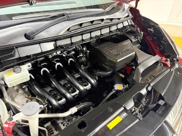 セレナ ハイウェイスター　プロパイロットエディション　修復歴なし　ワンオーナー　禁煙車　プロパイロット　両側自動ドア　フリップダウンモニタ　ブルートゥース　バックカメラ　インテリキー　プッシュスタート　ＥＴＣ　ＬＥＤライト　電動パーキング　ステアスイッチ（10枚目）