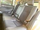 ゆったり座れるリアシート!足元スペースも広々としていて、乗り心地も良いです!シートの座り心地も良くてくつろげますよ♪