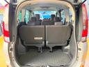 広々としたラゲッジスペース!更にシートアレンジで大きな荷物の収納が出来ます!便利ですよね♪