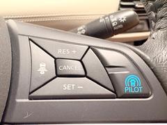 �ץ��ѥ����å���ܼ֤Ǥ����������Ԥ�Ĺ���֤ν�����ԤΣ��ĤΥ�����ǡ��������롢�֥졼�������ƥ���󥰤Τ��٤Ƥ򥷥��ƥब��ư�����椷���ɥ饤�С�����ô��ڸ����ޤ��� 3