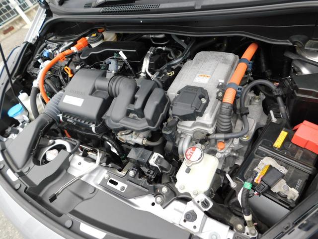 フィット ｅ：ＨＥＶホーム　純８型ナビ　後カメラ　前後ドラレコ　禁煙　ホンダセンシング　軽減ブレーキ　渋滞追従クルコン　前後誤発進抑制　オートハイビーム　ＥＴＣ　ＬＥＤライト　前後パーキングセンサー　ドアバイザー　トノカバー（33枚目）