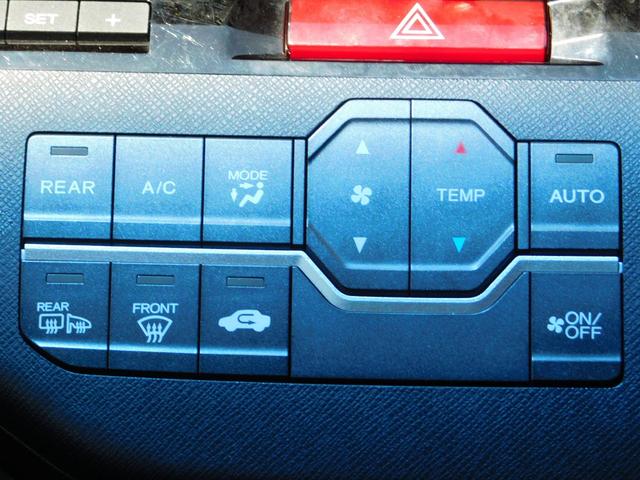 ステップワゴンスパーダ Ｚ　Ｗ電動　ナビ　後カメラ　禁煙　１オーナー　革巻ステア　ＨＩＤライト　フォグ　ＥＴＣ　パドルシフト　ハーフシェイドガラス　ドアバイザー　純正１６ｉｎアルミ　ワンセグＴＶ　ＤＶＤ視聴　ＣＤ録音機能付き（15枚目）