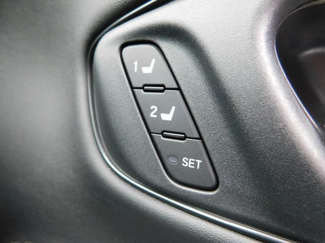 ZR-V e:HEVZ 元試乗車 全方位 前後ドラレコ・センサー コネクトディスプレー 電動バックドア ETC2.0 BOSEサウンド ワイヤレス充電器 ブラインドスポットI LEDライト Wエアコン BT USB 禁煙(18枚目)