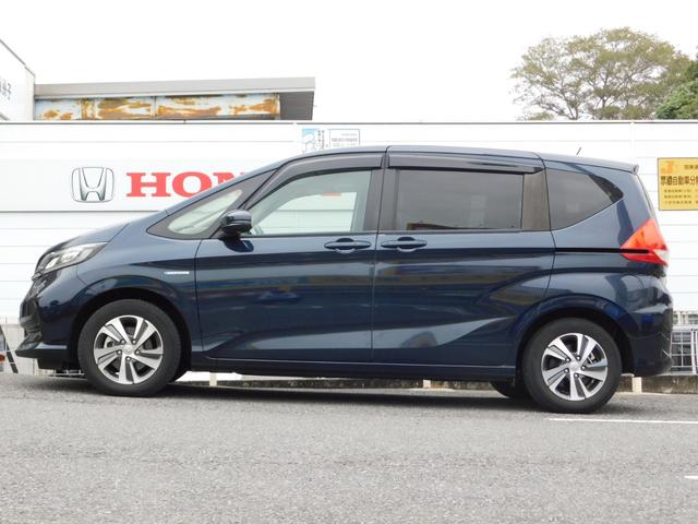 フリードハイブリッド ハイブリッド・Ｇホンダセンシング　純９型ナビ　ドラレコ前後　後カメ　Ｗ電動　禁煙　フロントセンサー　ＬＥＤ　ＥＴＣ　盗難防止　革巻　純１５アルミホイール　Ｂｌｕｅｔｏｏｔｈ　フルセグＴＶ　ＣＤ録音　ＵＳＢ　シートヒーター　ドアバイザー（11枚目）