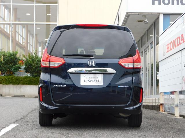 フリードハイブリッド ハイブリッド・Ｇホンダセンシング　純９型ナビ　ドラレコ前後　後カメ　Ｗ電動　禁煙　フロントセンサー　ＬＥＤ　ＥＴＣ　盗難防止　革巻　純１５アルミホイール　Ｂｌｕｅｔｏｏｔｈ　フルセグＴＶ　ＣＤ録音　ＵＳＢ　シートヒーター　ドアバイザー（12枚目）