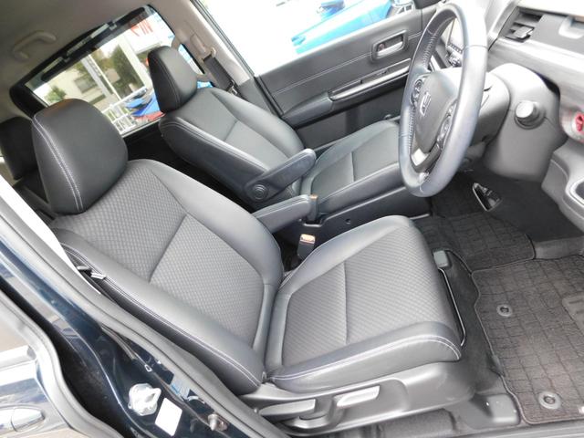 フリードハイブリッド ハイブリッド・Ｇホンダセンシング　純９型ナビ　ドラレコ前後　後カメ　Ｗ電動　禁煙　フロントセンサー　ＬＥＤ　ＥＴＣ　盗難防止　革巻　純１５アルミホイール　Ｂｌｕｅｔｏｏｔｈ　フルセグＴＶ　ＣＤ録音　ＵＳＢ　シートヒーター　ドアバイザー（20枚目）