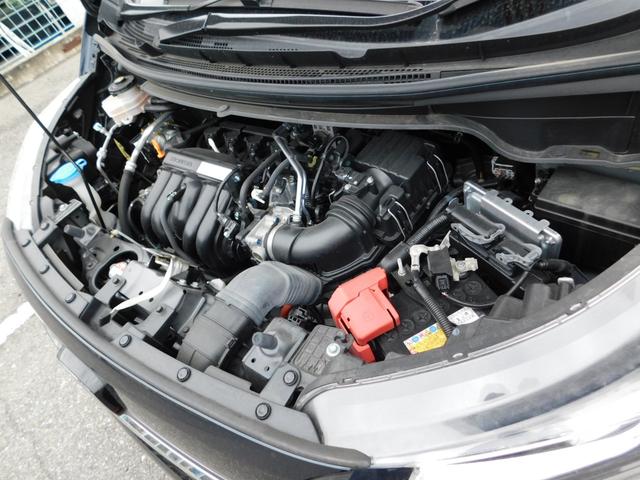 フリードハイブリッド ハイブリッド・Ｇホンダセンシング　純９型ナビ　ドラレコ前後　後カメ　Ｗ電動　禁煙　フロントセンサー　ＬＥＤ　ＥＴＣ　盗難防止　革巻　純１５アルミホイール　Ｂｌｕｅｔｏｏｔｈ　フルセグＴＶ　ＣＤ録音　ＵＳＢ　シートヒーター　ドアバイザー（28枚目）