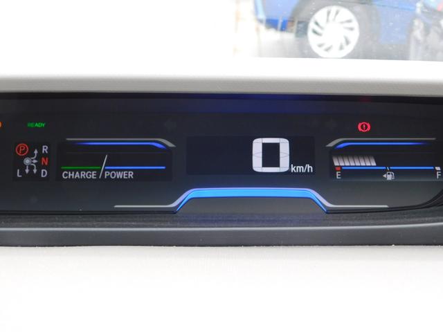 フリードハイブリッド ハイブリッド・Ｇホンダセンシング　ギャザナビ　後カメラ　Ｗ電動　１オナ　ドラレコ前後　ＬＥＤ　サイドカーテンエアバッグ　ＥＴＣ　後方誤発進　シートヒーター　盗難防止　革巻ステア　ドアバイザー　フルセグＴＶ　Ｂｌｕｅｔｏｏｔｈ　ＵＳＢ（15枚目）