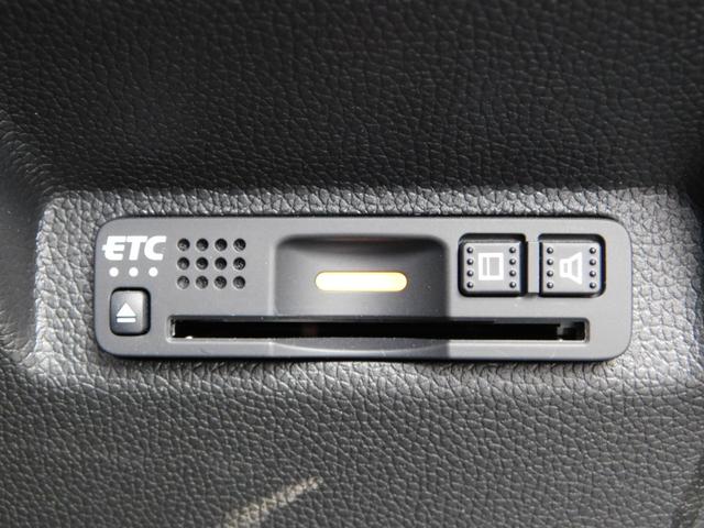 フリードハイブリッド ハイブリッド・Ｇホンダセンシング　ギャザナビ　後カメラ　Ｗ電動　１オナ　ドラレコ前後　ＬＥＤ　サイドカーテンエアバッグ　ＥＴＣ　後方誤発進　シートヒーター　盗難防止　革巻ステア　ドアバイザー　フルセグＴＶ　Ｂｌｕｅｔｏｏｔｈ　ＵＳＢ（16枚目）