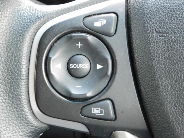 フリードハイブリッド ハイブリッド・Ｇホンダセンシング　ギャザナビ　後カメラ　Ｗ電動　１オナ　ドラレコ前後　ＬＥＤ　サイドカーテンエアバッグ　ＥＴＣ　後方誤発進　シートヒーター　盗難防止　革巻ステア　ドアバイザー　フルセグＴＶ　Ｂｌｕｅｔｏｏｔｈ　ＵＳＢ（19枚目）