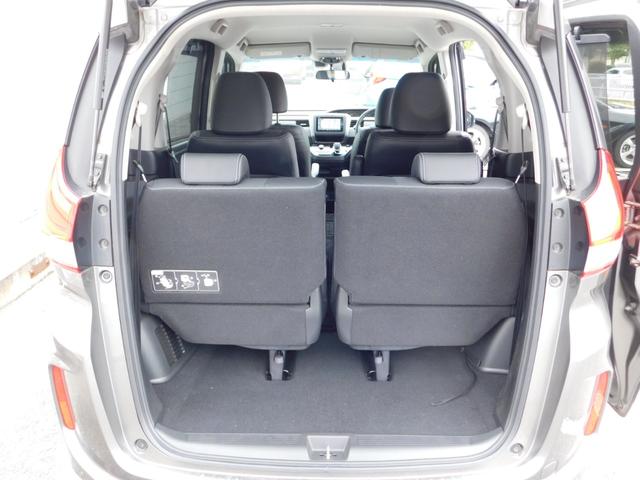 フリードハイブリッド ハイブリッド・Ｇホンダセンシング　ギャザナビ　後カメラ　Ｗ電動　１オナ　ドラレコ前後　ＬＥＤ　サイドカーテンエアバッグ　ＥＴＣ　後方誤発進　シートヒーター　盗難防止　革巻ステア　ドアバイザー　フルセグＴＶ　Ｂｌｕｅｔｏｏｔｈ　ＵＳＢ（25枚目）