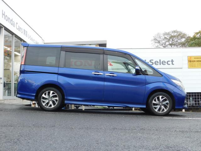 ステップワゴンスパーダ スパーダ　４ＷＤ　Ｗ電動　純９型ナビ　横開き後ドア　ＬＥＤ　クルーズコントロール　革巻ステア　サイドカーテンエアバッグ　フォグ　ＥＴＣ　ヒーテッドドアミラー　急速充電ＵＳＢ　フルセグＴＶ　ＢＴ　ＣＤ録音　１オナ（6枚目）