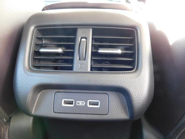 ＺＲ－Ｖ ｅ：ＨＥＶＺ　４ＷＤ　元試乗車　全周囲　前後ドラレコ　コネクトディスプレー　前後パーキングセンサー　電動バックドア　ＢＳＩ　ＢＯＳＥサウンド　ＥＴＣ２．０　置くだけ充電器　シート・ハンドルヒーター　後退出庫Ｓ　禁煙（33枚目）