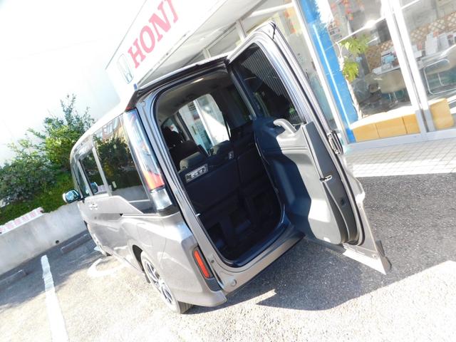 ステップワゴンスパーダ スパーダホンダセンシング　純９型ナビ　Ｗ電動　横開バックドア　禁煙　１オーナー　純正ドラレコ前後　リアカメラｄｅあんしんプラス　ＥＴＣ２．０　盗難防止　ドアバイザー　フルセグＴＶ　Ｂｌｕｅｔｏｏｔｈ接続　ＣＤ録音　ＵＳＢ（5枚目）
